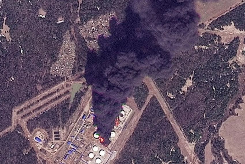 Drones ucranianos atingem instalações petrolíferas russas