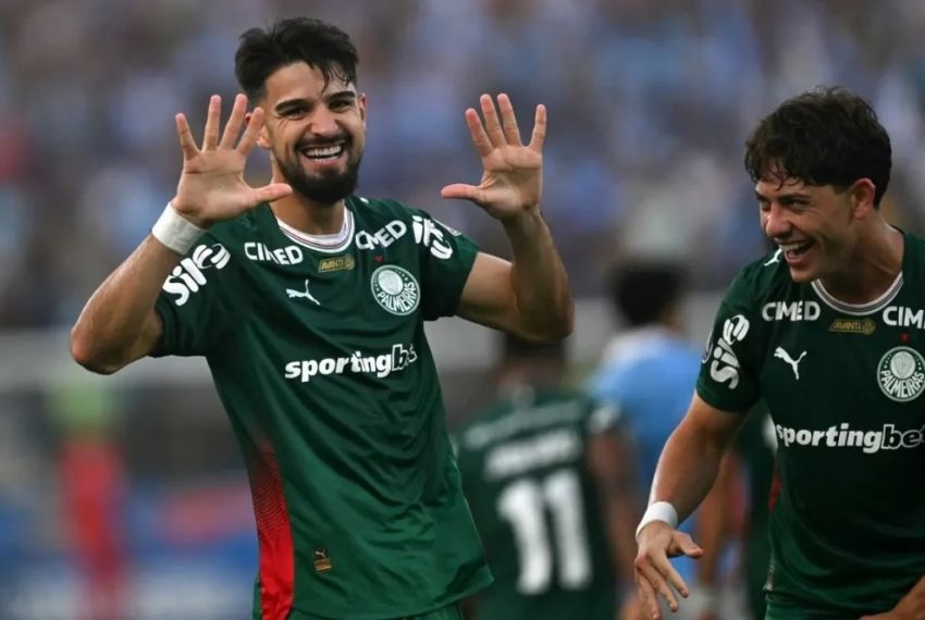 Palmeiras vence Sporting Cristal e retoma liderança do grupo