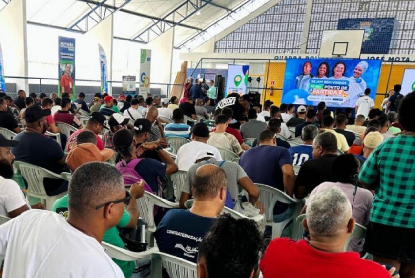 Mutirão do Emprego leva vagas e qualificação profissional ao centro
