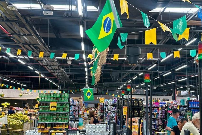 Supermercados apostam em consumo temático da Copa do Mundo