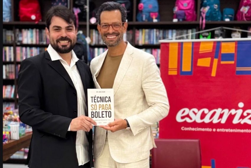 Dr. Carlos Torres prestigia encontro com a literatura