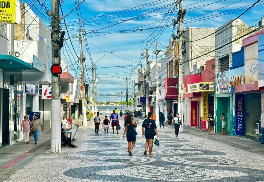 Aracaju cria mais de 4 mil empregos formais no 1º semestre de 2026